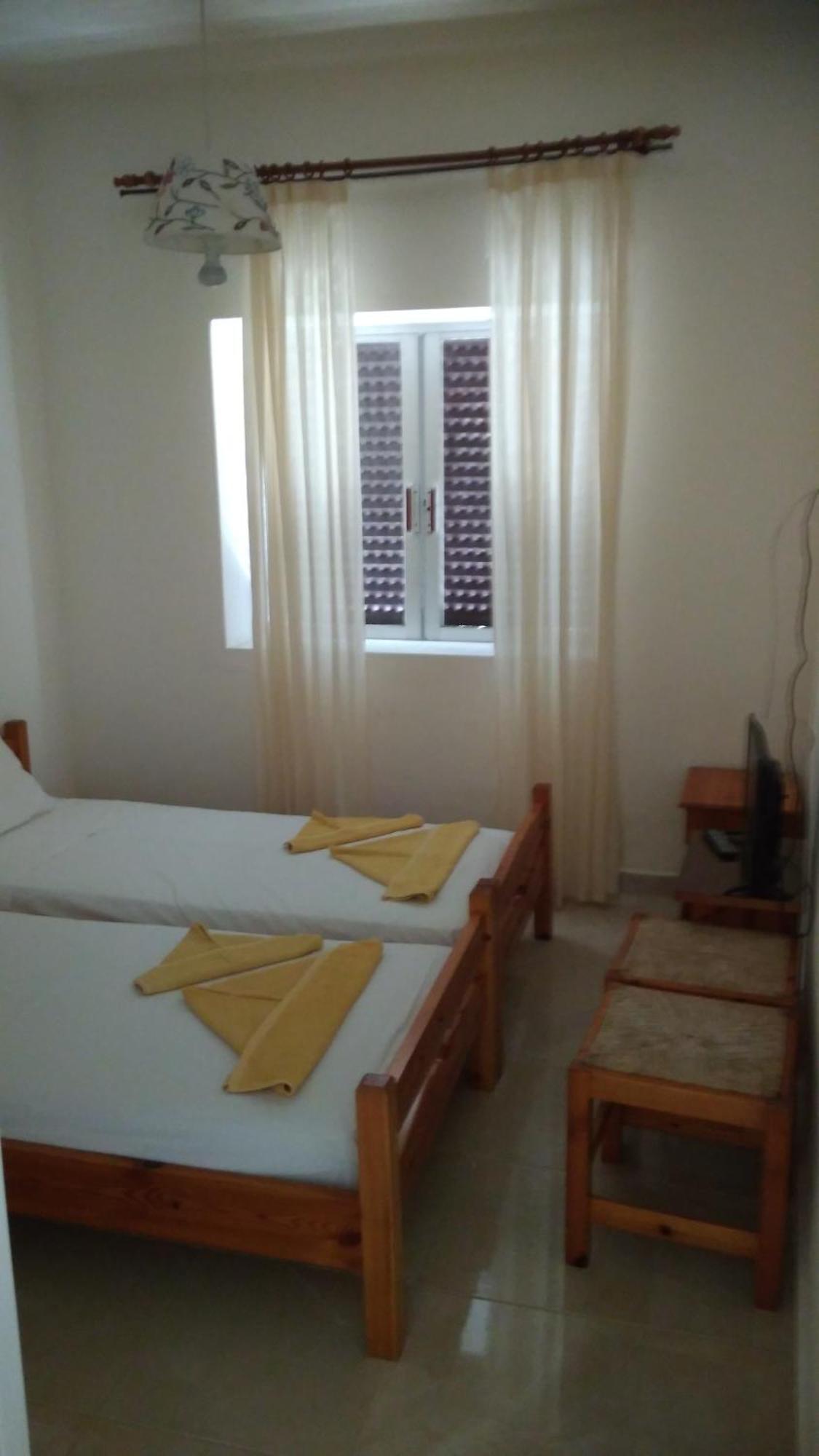 Mina Apartments Karpathos Exterior photo