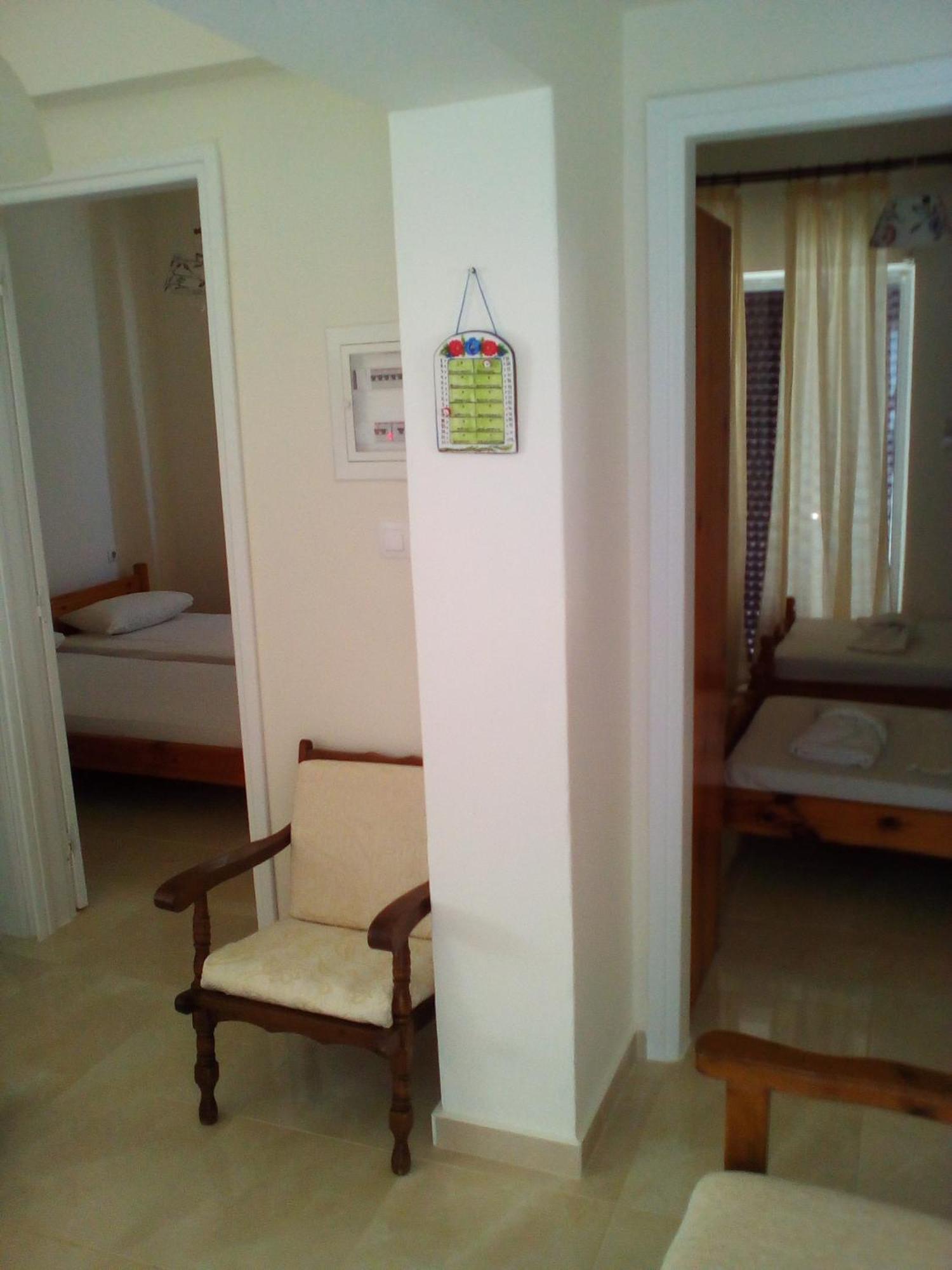 Mina Apartments Karpathos Exterior photo