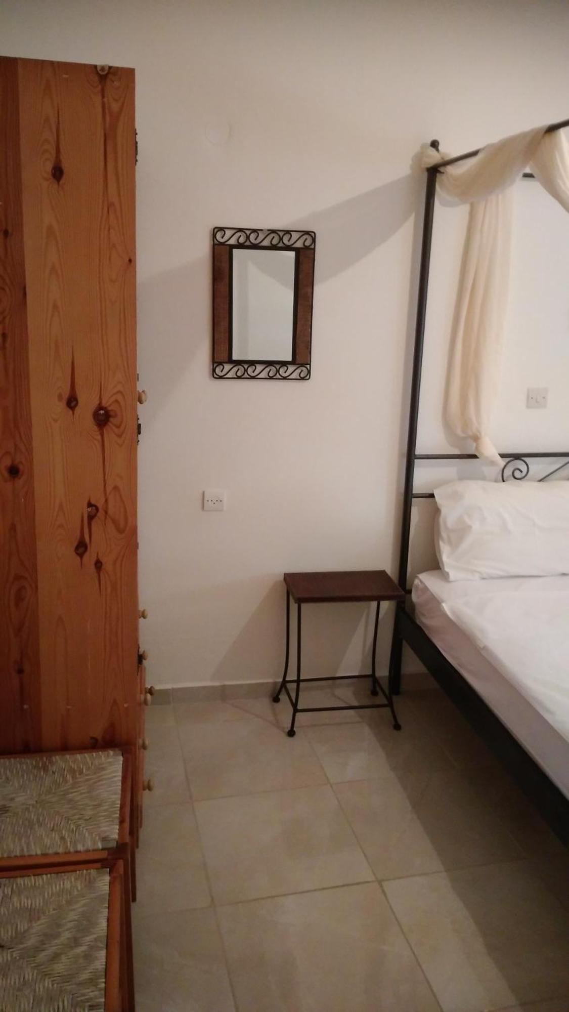 Mina Apartments Karpathos Exterior photo